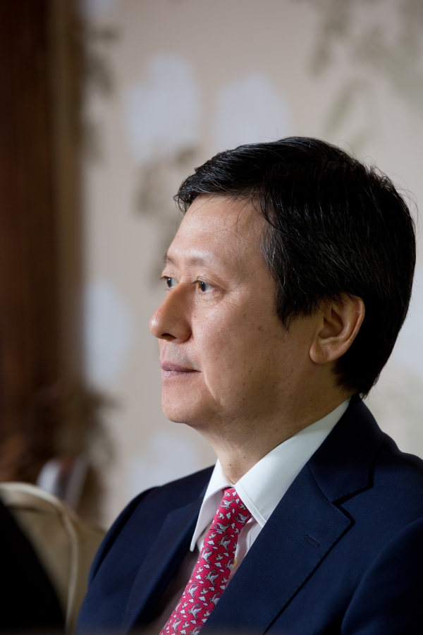 10일 신동주 전 일본 롯데홀딩스 부회장을 종로에서 만나 형제간의 경영권 다툼이 일어나게 된 배경과 진행과정, 계열분리 경영 의사등에 대한 입장을 들어보았다. ⓒ 시사저널 이종현
