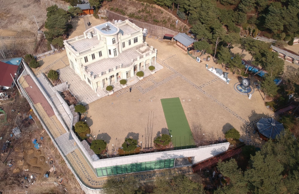 경기도 가평군 청평면 고성리에 위치한 평화의 궁전 (평화연수원) ⓒ시사저널 임준선