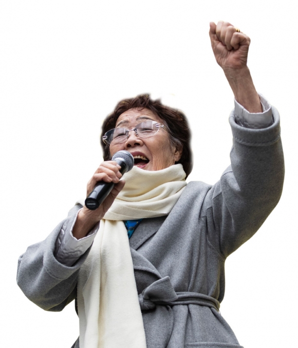 1월8일 수요시위에서 이용수 할머니가 발언하고 있다. ⓒ연합뉴스