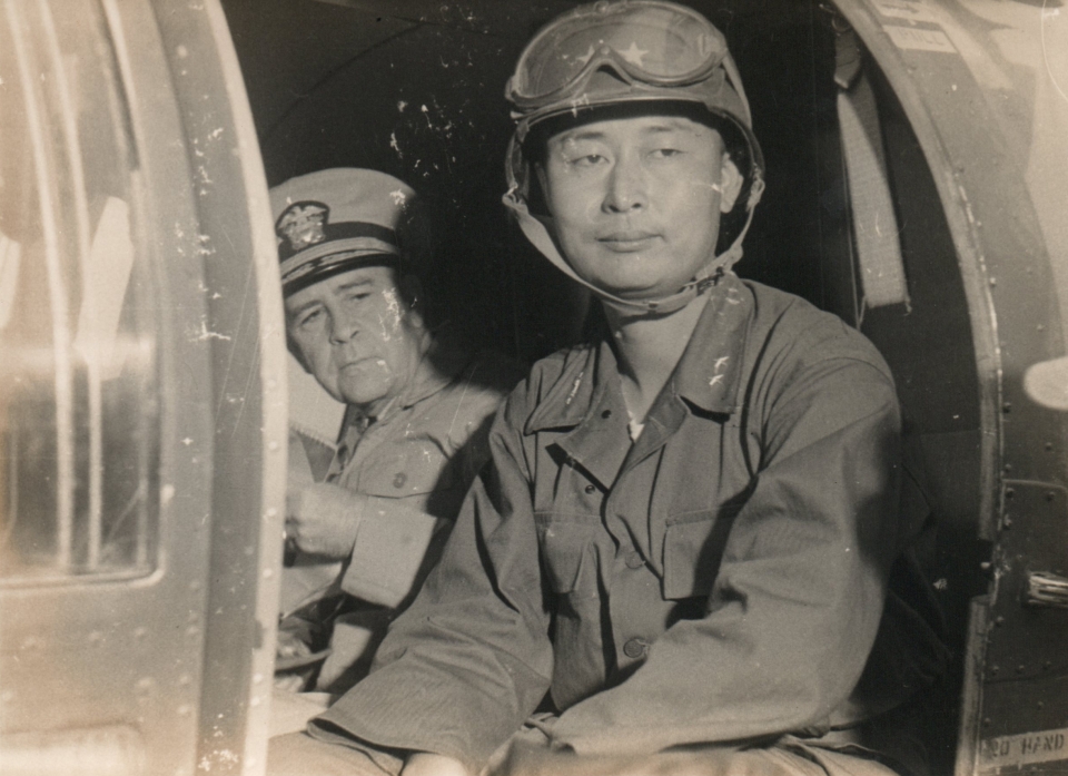 1953년 8월25일 미군 헬기를 타고 판문점 휴전회담장으로 가는 백선엽 당시 소장 ⓒ연합뉴스