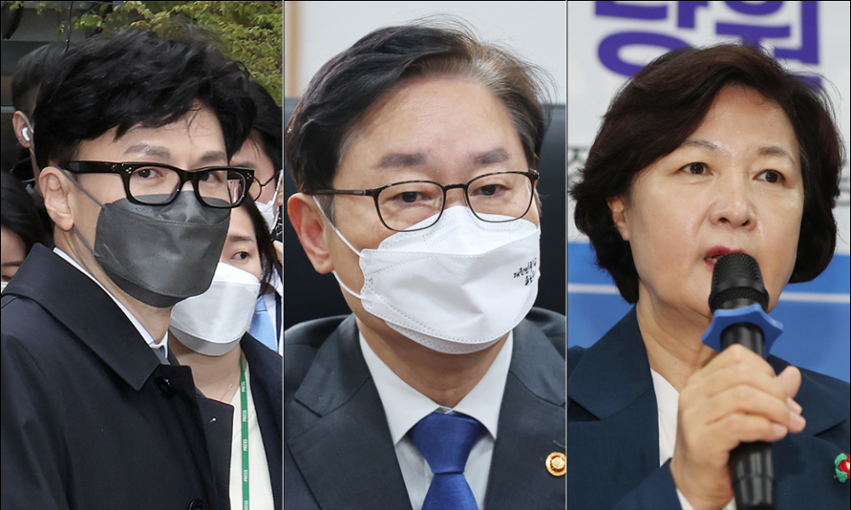 사진 왼쪽부터 윤석열 정부 법무부장관 후보자로 내정된 한동훈 사법연수원 부원장과 박범계 법무부장관, 추미애 전 법무부 장관 ⓒ연합뉴스