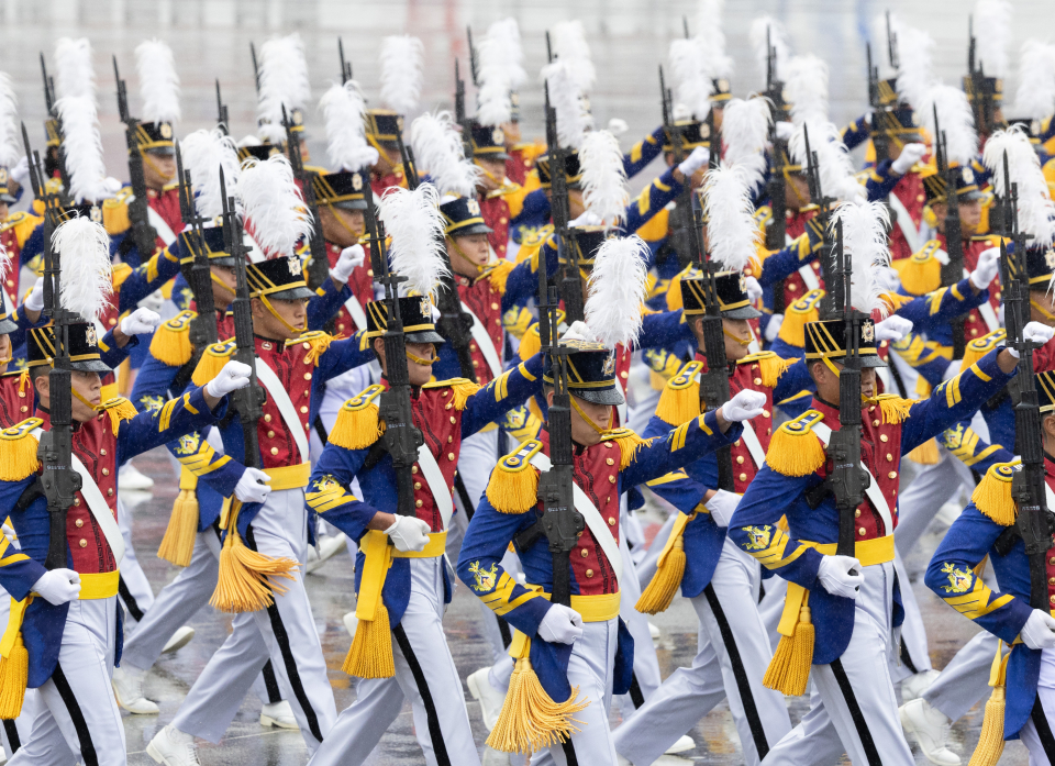 9월26일 성남 서울공항에서 열린 건군 제75주년 국군의날 기념식에서 육군사관학교 생도들이 분열하고 있다. ⓒ연합뉴스