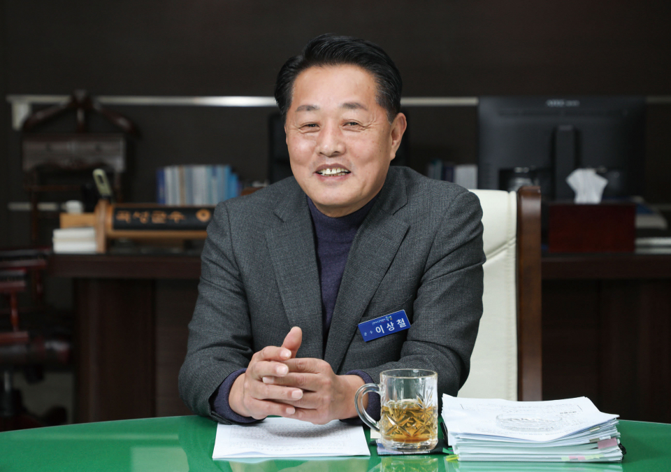 2월8일 전남 곡성군 곡성군청에서 이상철 곡성군수가 시사저널과 인터뷰를 나누고 있다. ⓒ 시사저널 박정훈