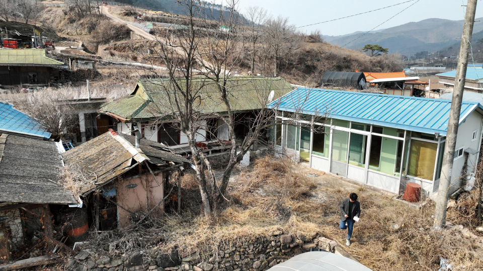 인구 소멸 지역인 경북 영양군의 폐가가 된 한 농가 ⓒ 뉴스뱅크