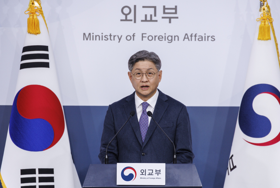 임수석 외교부 대변인이 12일 오후 서울 종로구 외교부에서 정례브리핑에서 한국인 선교사가 러시아 블라디보스토크에서 간첩 혐의로 체포된 사실에 대한 질문에 답하고 있다. ⓒ연합뉴스