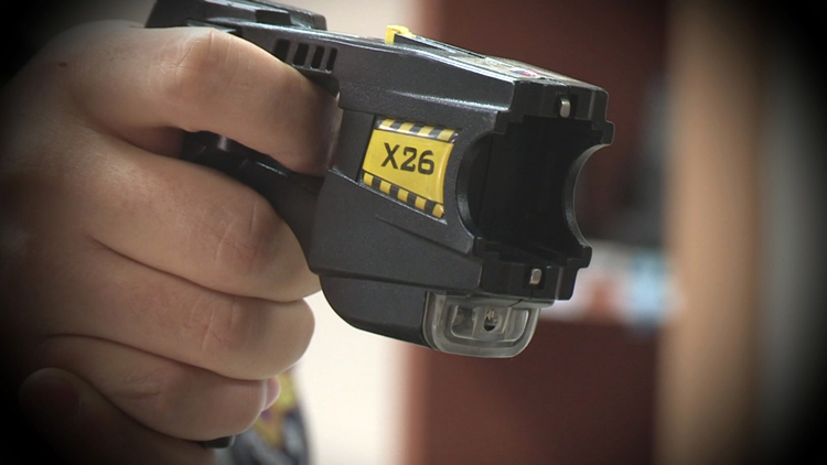 테이저건 ⓒ연합뉴스TV 제공