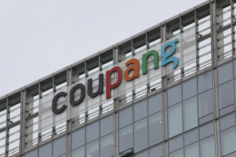 4월30일 오후 서울특별시 송파구 송파대로 570에 위치한 쿠팡 본사 간판 ⓒ 시사저널 임준선