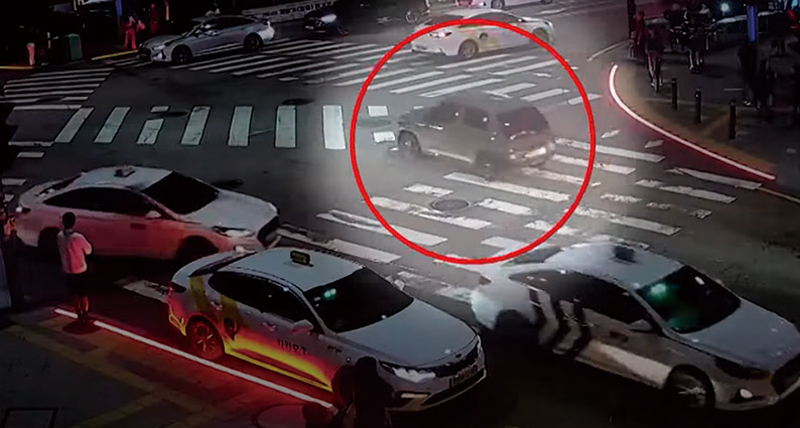 CCTV 영상 속 문다혜의 만취운전·사고 장면 ⓒSBS뉴스 캡쳐