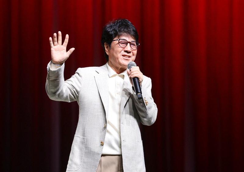 가수 조용필이 10월22일 서울 한남동 블루스퀘어 마스터카드홀에서 20집 발매 기념 기자간담회를 하고 있다. ⓒ시사저널 박정훈