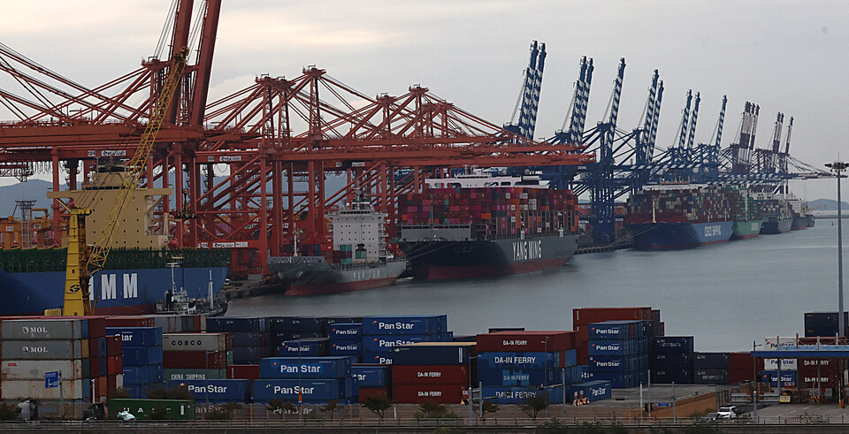 28일 한국은행에 따르면, 우리나라 3분기 GDP 속보치는 전 분기 대비 0.1% 증가하는 데 그쳤다. ⓒ 연합뉴스