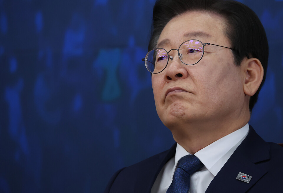 이재명 더불어민주당 대표가 지난해 11월25일 국회에서 열린 최고위원회의에 참석해있다. ⓒ연합뉴스