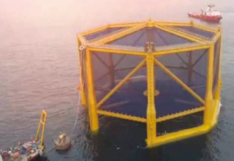 중국이 서해에 설치한 구조물 ⓒ서경덕 교수 SNS 캡처