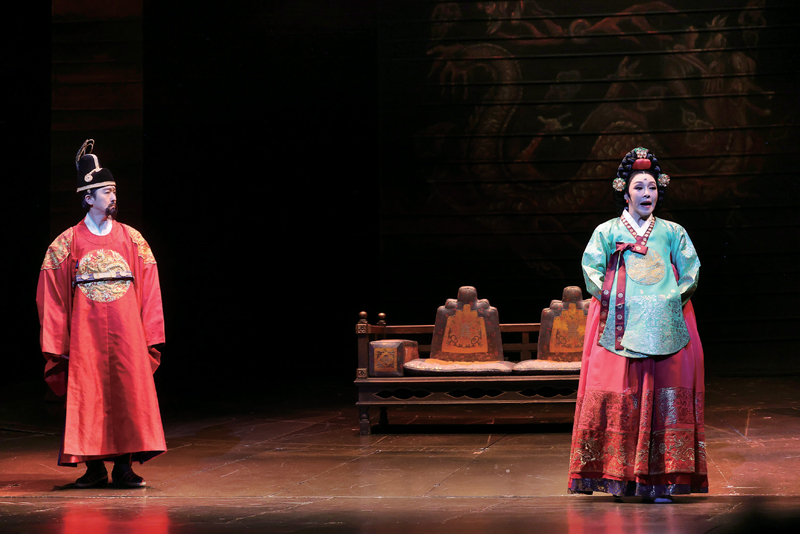 2월4일 서울 종로구 세종문화회관 대극장에서 열린 뮤지컬 《명성황후》 30주년 기념공연 프레스콜 ⓒ연합뉴스