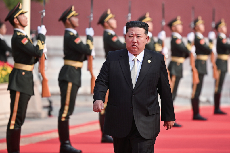 김정은 북한 국무위원장이 9월3일 중국 전승절 80주년 열병식에 참석한 모습 ⓒTASS 연합