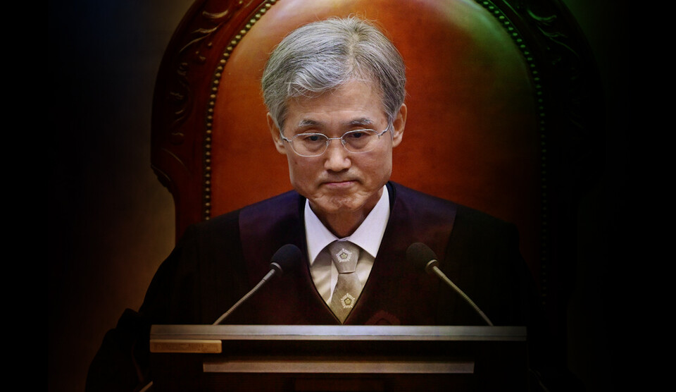 조희대 대법원장을 강제 수사하는 특검법안이 12일 발의됐다. 헌정 사상 초유의 일이다. 발의는 민주당 초선 의원 모임 ‘더민초’ 대표인 이재강 의원이 대표로 진행했다. ⓒ시사저널 양선영 디자이너·연합뉴스