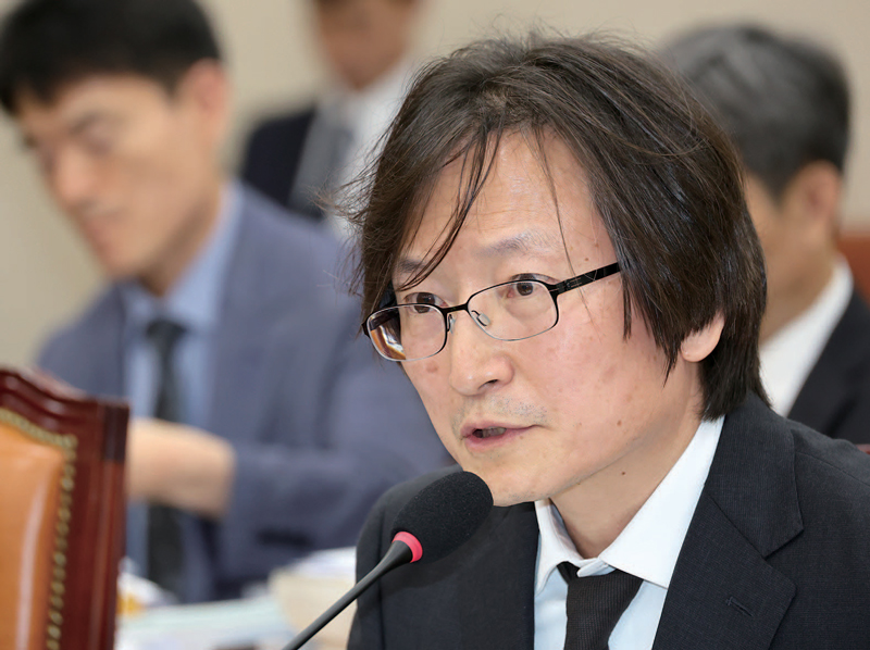 주병기 당시 공정거래위원장 후보자가 9월5일 서울 여의도 국회 정무위원회 인사청문회에서 답변하고 있다. ⓒ연합뉴스