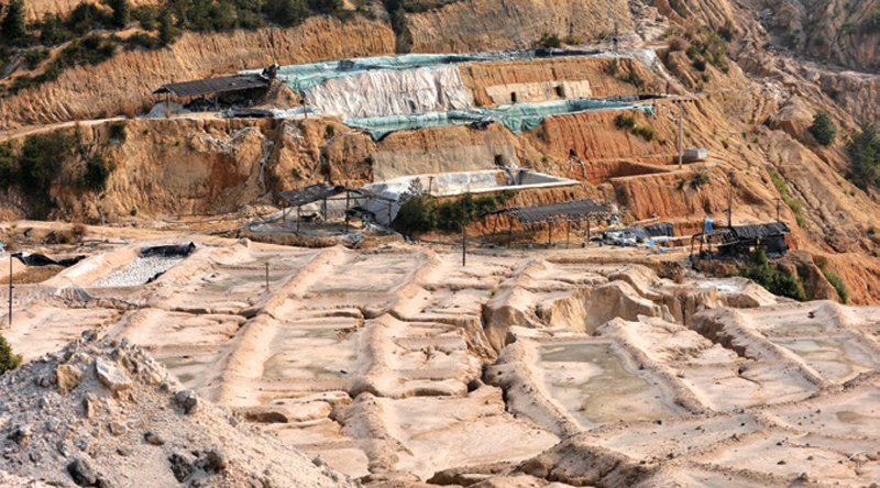 2010년 12월30일 중국 중부 장시성 간현 지역의 한 희토류 광산 ⓒEPA 연합