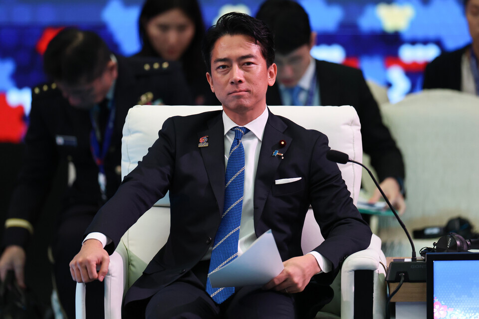 고이즈미 신지로 일본 방위상 ⓒAP=연합뉴스