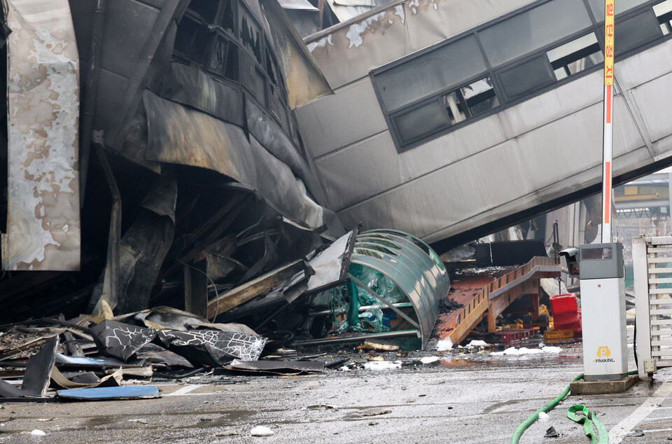 대전 공장 화재 원인 분석 및 방탄소년단 공연 준비 상황