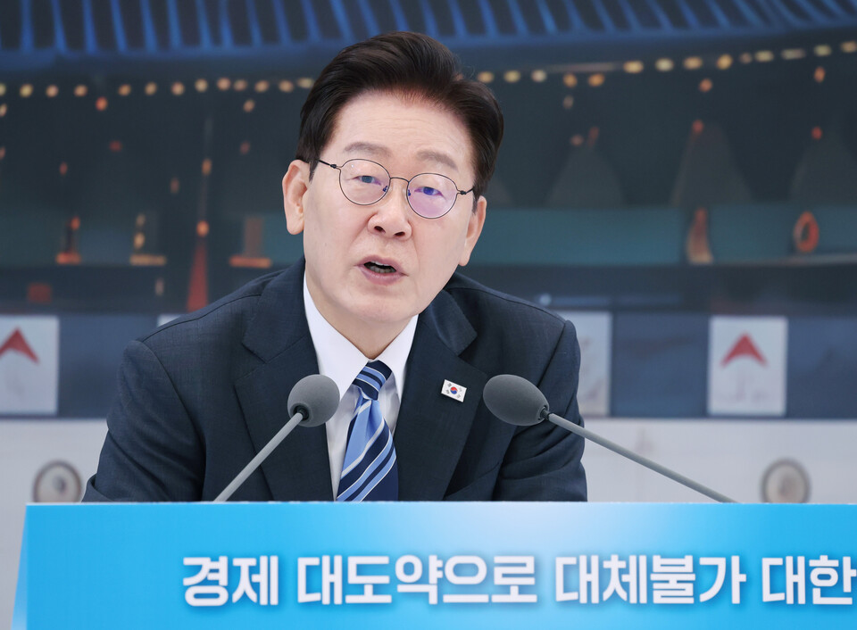 https://cdn.sisajournal.com/news/photo/202607/379978_387763_5410.jpg