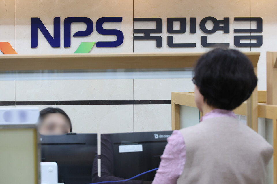 국민연금, 74조 ‘매도 폭탄’ 우려 뚫고 순매수 전환한 배경은