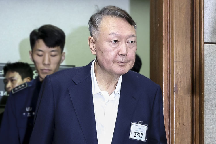 “김건희 주가조작 안했다” 경찰, 尹 선거법 위반 송치