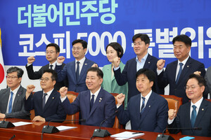 주식시장 하락 기사 이미지