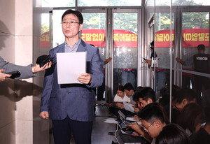 "수천 번 진술" 이유로 '진술 거부'하는 임성근, 노림수는 - 뉴스 썸네일 이미지