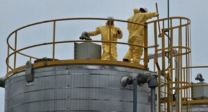 포항 폐배터리 공장 '황산 누출' 반복, 1년 새 과태료 3억에도 또 사고 - 뉴스 썸네일 이미지