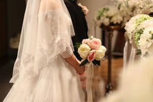 신혼부부 95만 쌍 '역대 최저'...소득 늘었지만 주택 소유는 '제자리' - 뉴스 썸네일 이미지