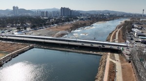 [아산 24시] 아산시, '고독사 제로' 도전...AI·빅데이터 기반 안부살핌 ... - 뉴스 썸네일 이미지