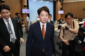 이틀 전 회동 갑자기 취소할 때부터 예견된 이준석 사퇴의 비하인드