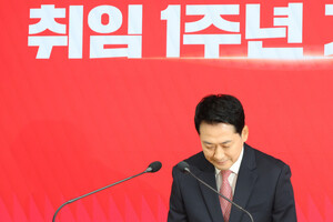 “혁신이 아니라 퇴행이다” 당원 주권 내세웠다 거센 역풍 맞은 당권파