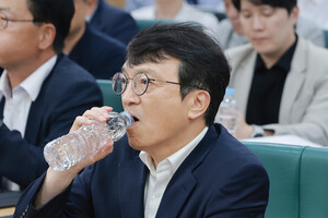 김의겸 "한동훈, 수사 기록 편집하는 '조선제일가위'" 직격