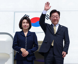 순방 마치고 돌아온 이재명 대통령, 기다리는 건 '폭풍전야' 숙제들