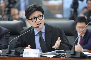 "자기가 왕인 줄 착각하나"… 한동훈의 날 선 이재명 대통령 저격